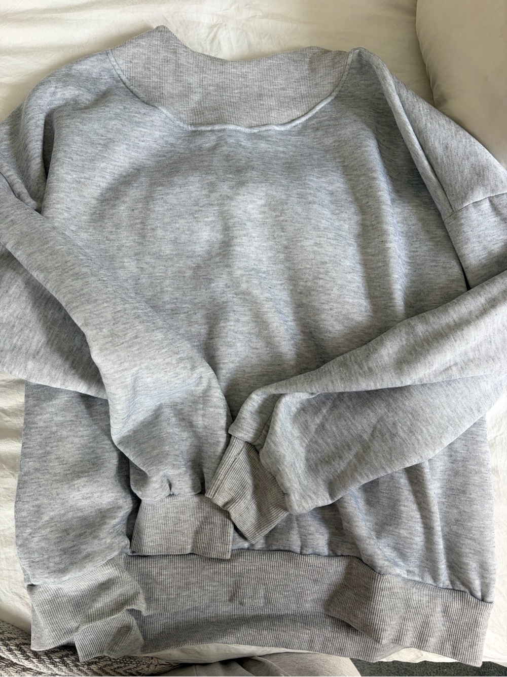 Amazon Women's Light Gray Crewneck Sweatshirt